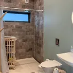 2 Bedroom Pet Friendly In *