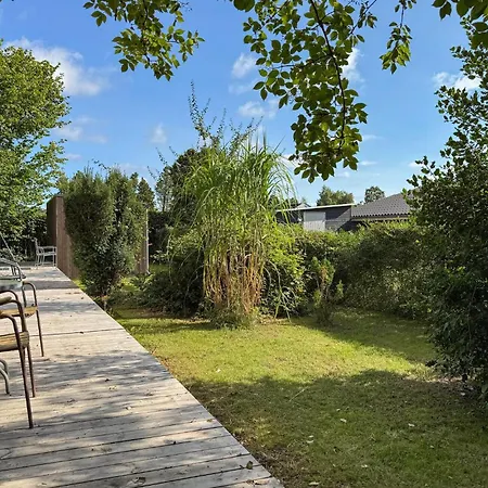 2 Bedroom Pet Friendly In Vakantiehuis *